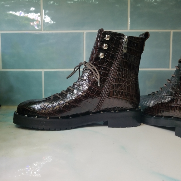 Boots -Tie up/Side Zipper Crocodile Embossed Funky - Picture 6 of 7
